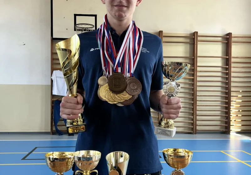 REPREZENTANT ČR VE SPORTOVNÍ STŘELBĚ