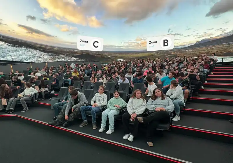 Žáci 7. a 8. třídy v Planetárium